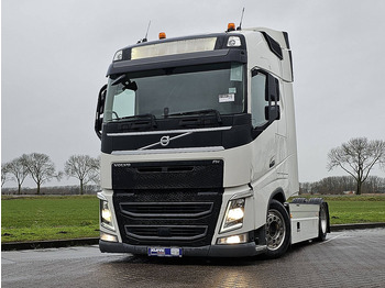 Камион влекач VOLVO FH 460