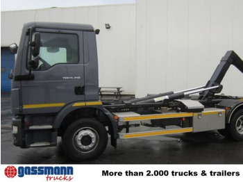 Камион со кука за подигање MAN TGM 15.250/340 4X2 BL: слика 5