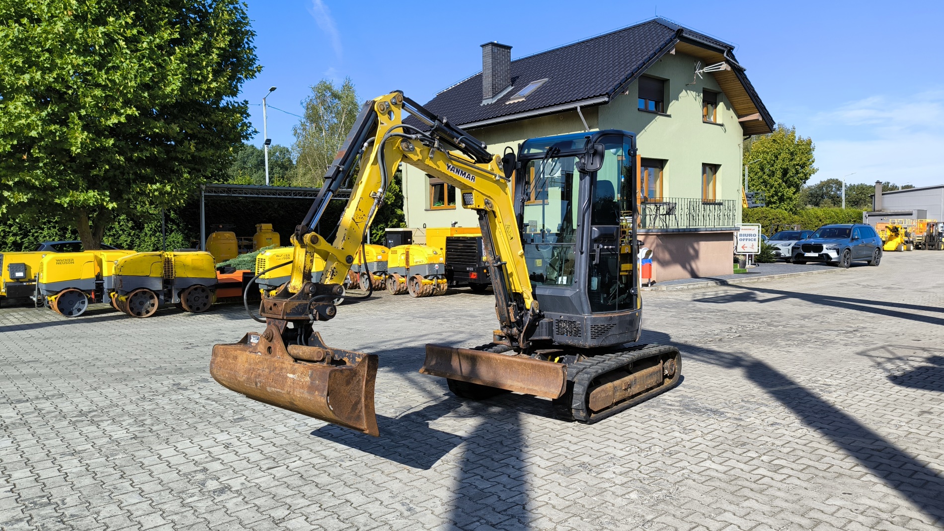 Мини багер YANMAR VIO 25