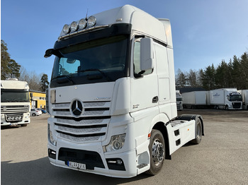 Камион MERCEDES-BENZ Actros 1845