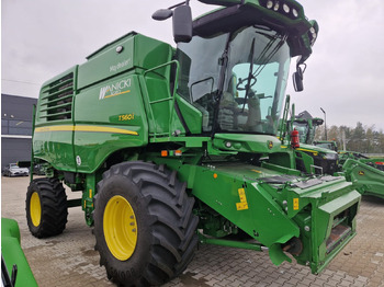 Комбајн JOHN DEERE T560