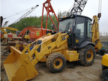 Ровокопач JCB 3CX