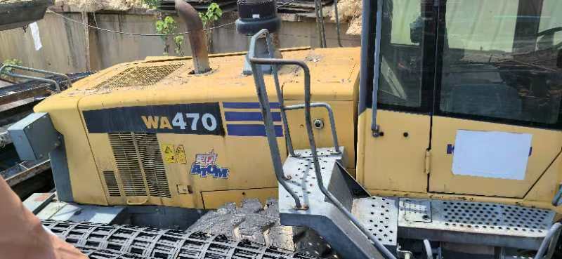 Натоварувач на тркала KOMATSU WA470-6