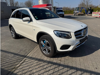 Автомобил MERCEDES-BENZ