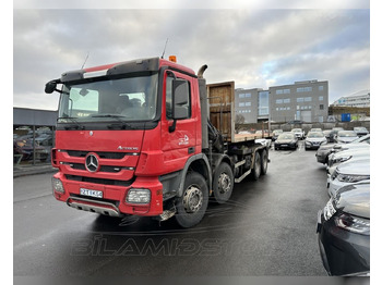 Камион со кука за подигање MERCEDES-BENZ Actros