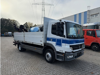 Камион со платформа, Камион со кран Mercedes-Benz 1228 Atego Pritsche+Kran Hiab 077 Funk Greifersteuerung: слика 4