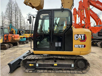 Мини багер CATERPILLAR 307E2