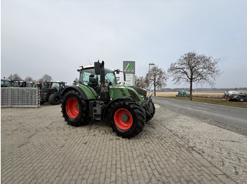 Трактор FENDT 722 Vario