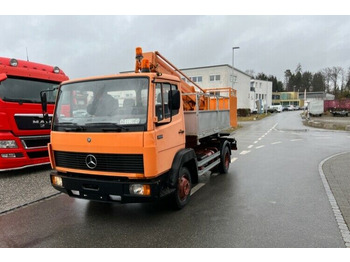 Камион со подигачка кошница MERCEDES-BENZ