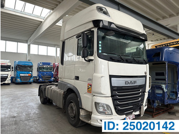 Камион влекач DAF XF 460