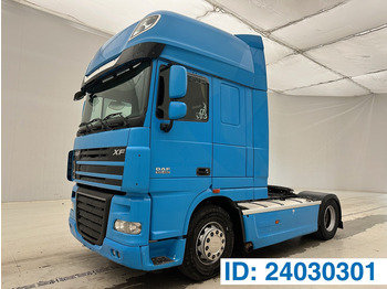 Камион влекач DAF XF 105 460