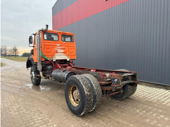 Камион со кабинска шасија Renault C 260, 4x4 chassis: слика 5