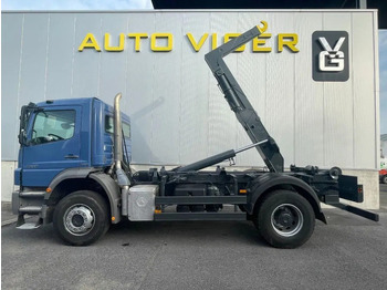 Камион со кука за подигање MERCEDES-BENZ Axor 1833