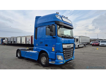 Камион влекач DAF XF 460