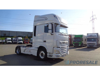 Камион влекач DAF XF 480