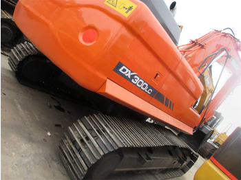 Багер гасеничар DOOSAN DX300LC