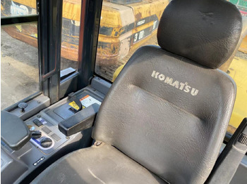 Натоварувач на тркала Komatsu WA320-5H: слика 5