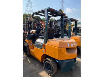 Дизел вилушкар Original Japan Komatsu Fd30 Used 3ton Diesel Forklift  For Sale: слика 2