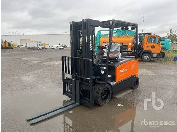 Електричен вилушкар DOOSAN