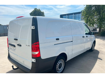 Товарно комбе Mercedes vito 111: слика 2