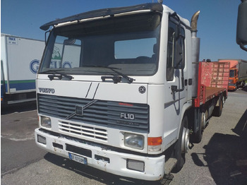 Камион со платформа VOLVO FL10 320