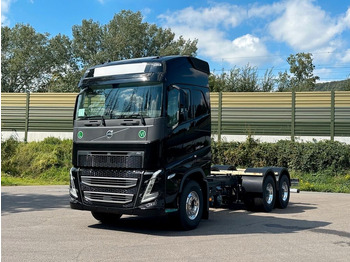 Камион со кабинска шасија VOLVO FH 540