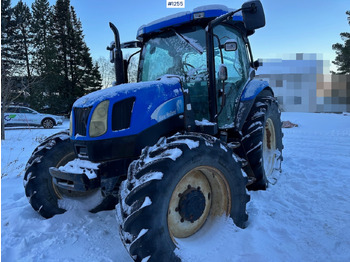 Трактор 2005 New Holland TS110A: слика 2