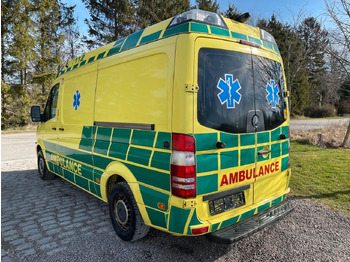 Амбулантно возило Mercedes-Benz Sprinter II Kasten 316 CDI Aut *Ambulance*: слика 3