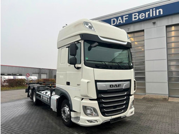 Транспортер на контејнер/ Камион со променливо тело DAF XF 480