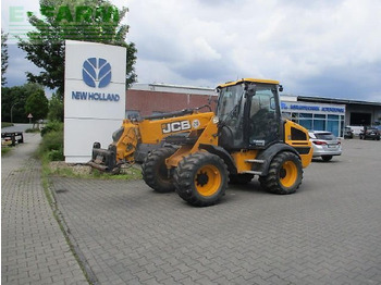 Натоварувач на тркала JCB tm 220 teleskopradlader: слика 2