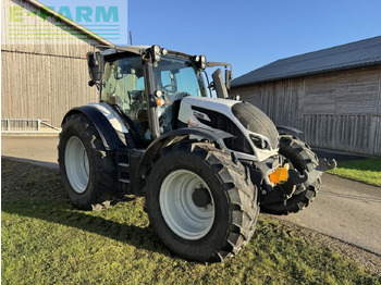 Трактор VALTRA N174