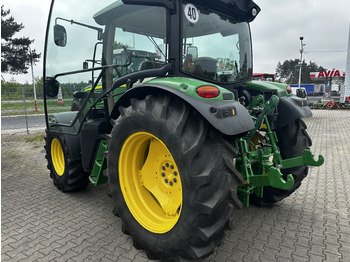 Трактор John Deere 6115R: слика 2