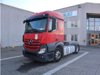 Камион влекач MERCEDES-BENZ Actros 1843