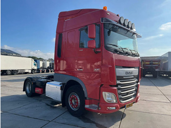 Камион влекач DAF XF 440