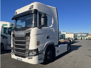 Камион влекач SCANIA S 500