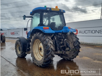 Трактор New Holland TS100A: слика 3