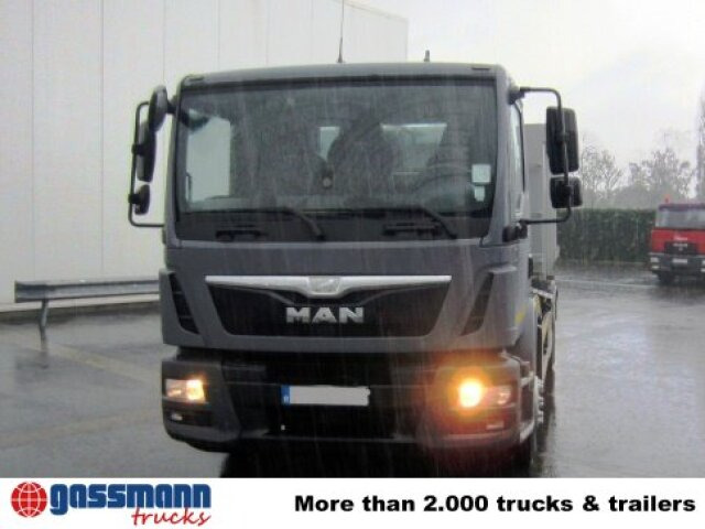 Камион со кука за подигање MAN TGM 15.250/340 4X2 BL: слика 14