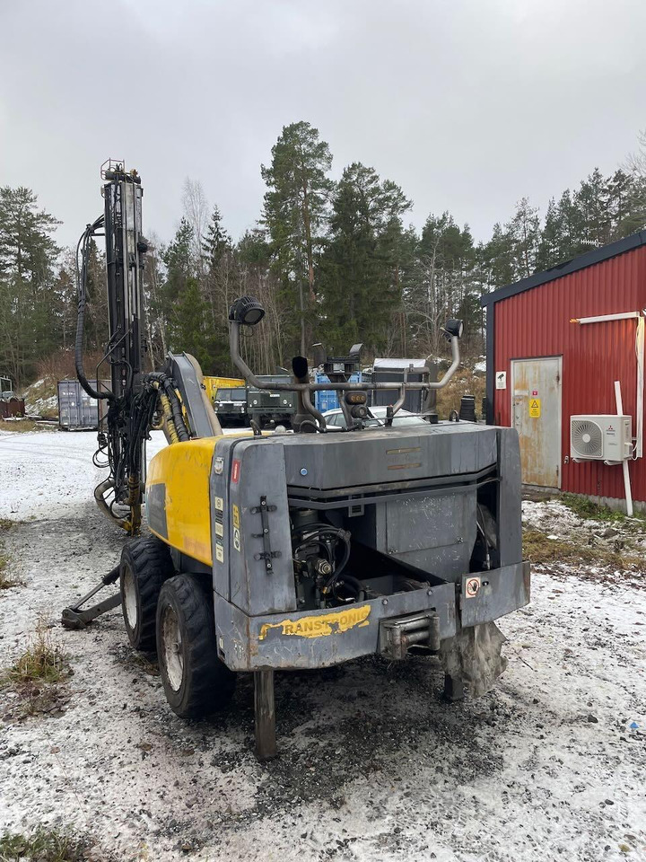 Машина за бушење Atlas Copco FlexiROC T15R: слика 6