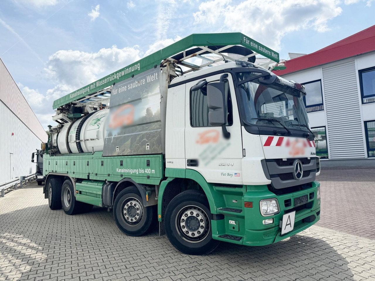 Камион Mercedes-Benz Actros 3244 L 8x2/6 Actros 3244 L 8x2/6, Assmann Saug- und Spülwagen ca. 12,7m³, WRG, ADR, 2x Lenkachse, Funk: слика 8