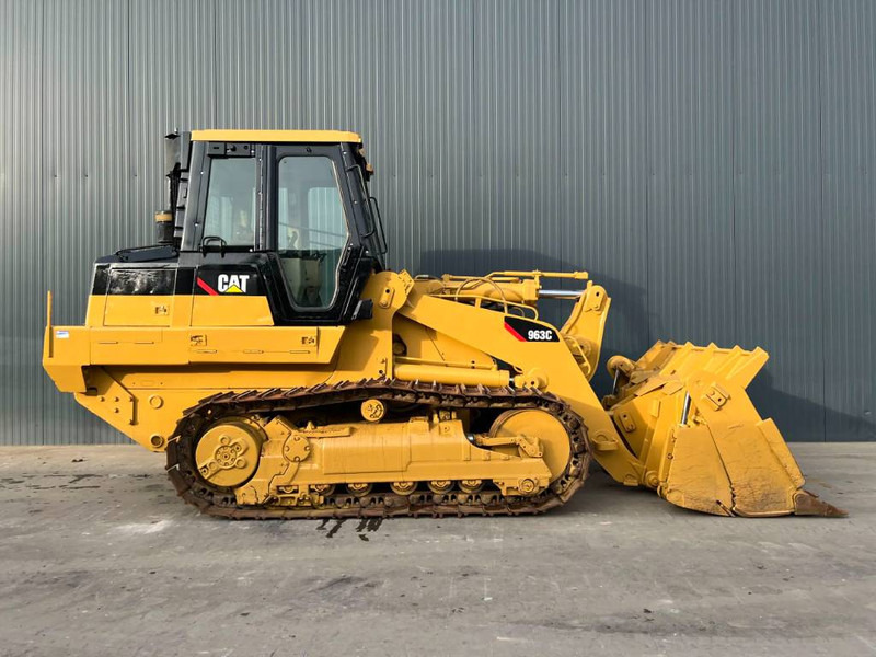 Натоварувач гасеничар Cat 963C: слика 6