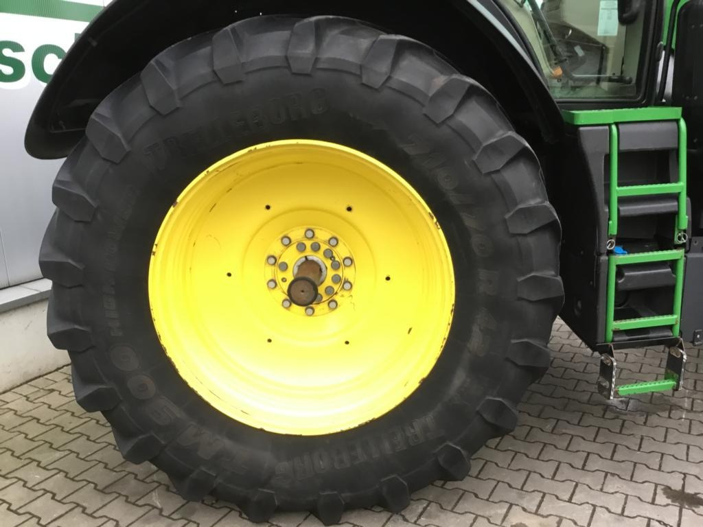 Трактор John Deere 6250R: слика 6