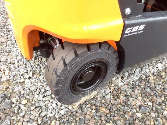 Електричен вилушкар Doosan B30X-7 PLUS: слика 16