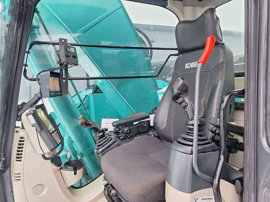 Багер гасеничар Kobelco SK230SRLC-5 Pyörittäjällä: слика 10