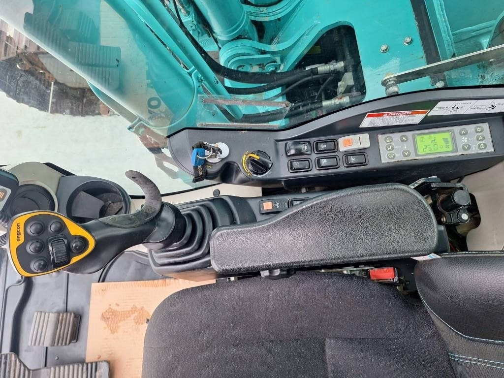 Багер гасеничар Kobelco SK230SRLC-5 Pyörittäjällä: слика 12