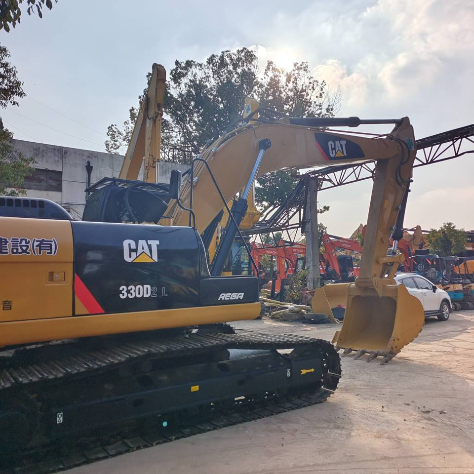 Багер гасеничар CAT 330D2L: слика 9