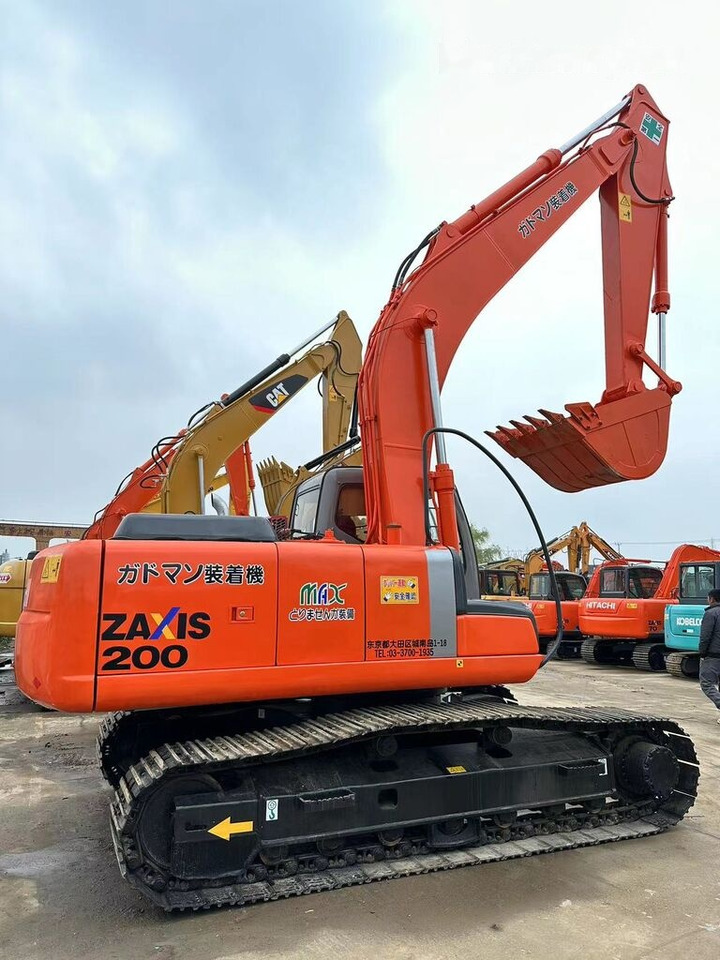 Багер гасеничар Hitachi ZX200: слика 7