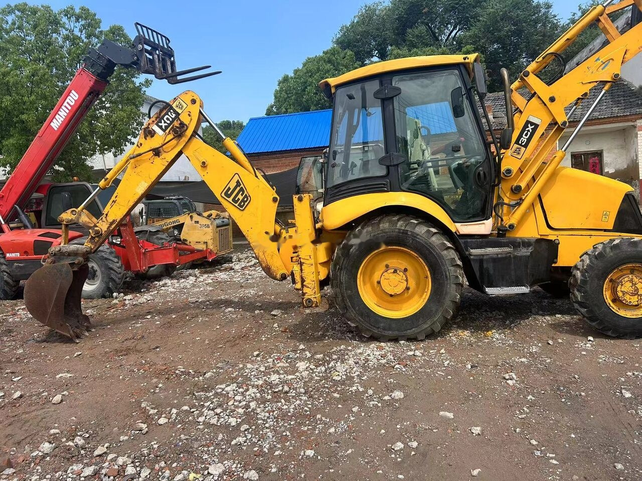 Ровокопач JCB 3CX: слика 12