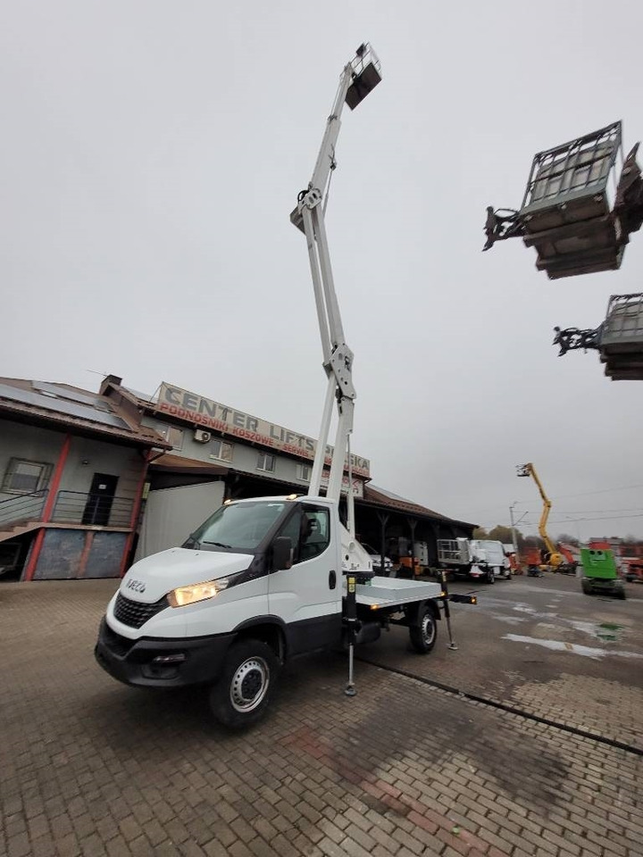 Камион со подигачка кошница Socage ForSte 20D SPEED - 20m Iveco 35S14 - bucket truck: слика 8