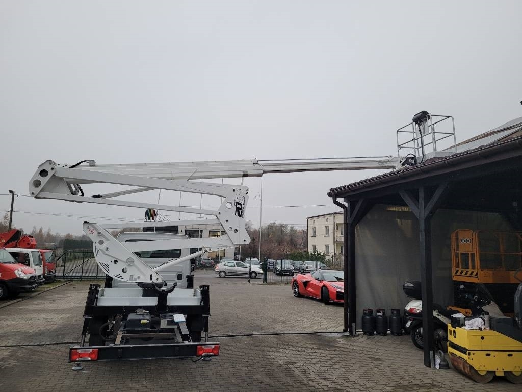 Камион со подигачка кошница Socage ForSte 20D SPEED - 20m Iveco 35S14 - bucket truck: слика 11