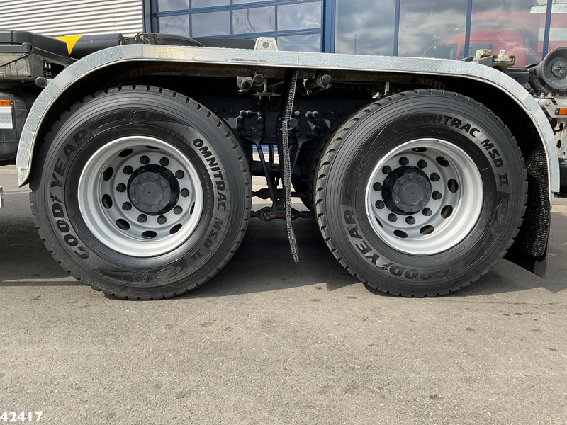 Камион со кука за подигање DAF FAT CF 480 6x4 Hyvalift 20 Ton haakarmsysteem: слика 6